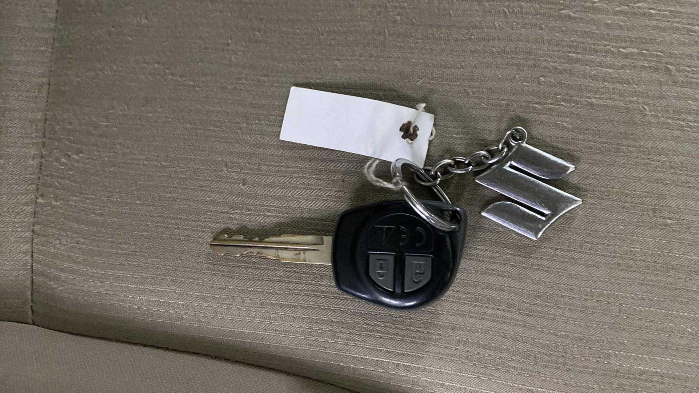 2018 Maruti Ciaz SIGMA DIESEL 1.3, Diesel, Manual, 98,779 km, Key Close Up