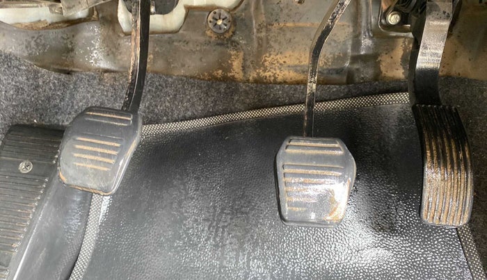 2019 Mahindra Scorpio S3, Diesel, Manual, 71,579 km, Pedals