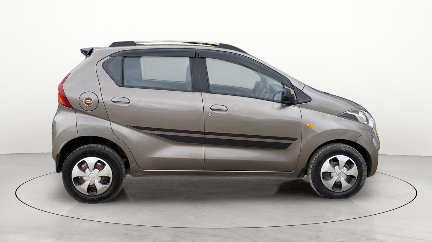 2016 Datsun Redi Go S, Petrol, Manual, 51,147 km, Right Side View