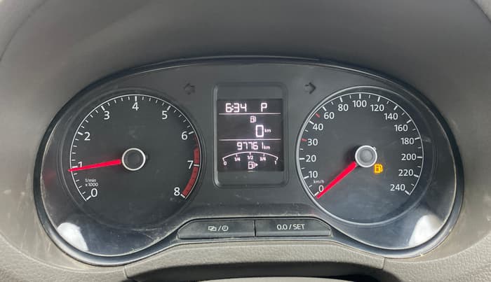 2015 Volkswagen Vento HIGHLINE PETROL AT, Petrol, Automatic, 97,759 km, Odometer Image