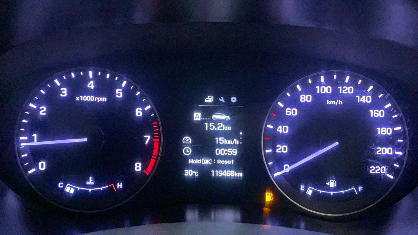2016 Hyundai Elite i20 ASTA 1.2, Petrol, Manual, 1,19,368 km, Odometer Image