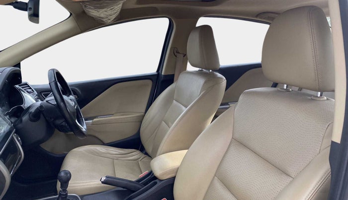 2017 Honda City 1.5L I-VTEC VX, Petrol, Manual, 1,04,689 km, Right Side Front Door Cabin