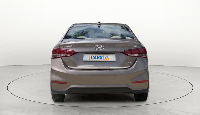 2018 Hyundai Verna 1.6 CRDI SX, Diesel, Manual, 49,792 km, Back/Rear