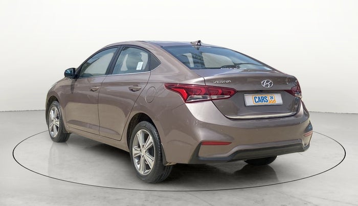 2018 Hyundai Verna 1.6 CRDI SX, Diesel, Manual, 49,792 km, Left Back Diagonal