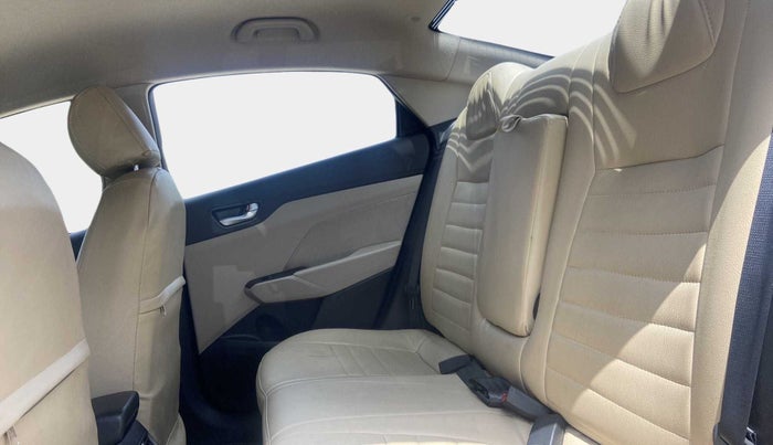 2018 Hyundai Verna 1.6 CRDI SX, Diesel, Manual, 49,792 km, Right Side Rear Door Cabin