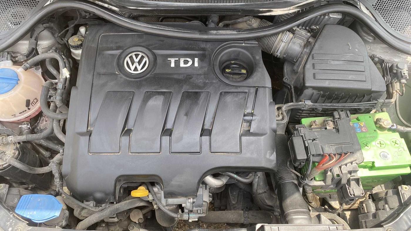 2017 Volkswagen Ameo HIGHLINE PLUS 1.5L 16 ALLOY, Diesel, Manual, 99,643 km, Open Bonet
