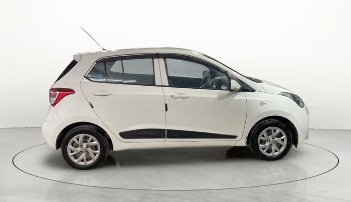 2017 Hyundai Grand i10 MAGNA 1.2 KAPPA VTVT, Petrol, Manual, 76,306 km, Right Side View