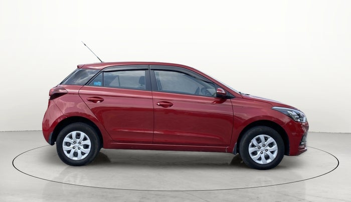 2018 Hyundai Elite i20 SPORTZ 1.2, Petrol, Manual, 46,688 km, Right Side View