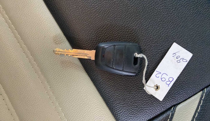 2019 Hyundai NEW SANTRO SPORTZ AMT, Petrol, Automatic, 24,121 km, Key Close Up