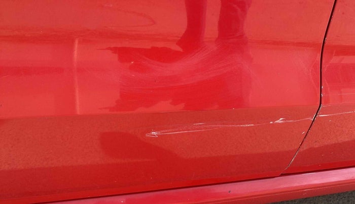 2018 Volkswagen Polo GT TSI AT, Petrol, Automatic, 1,12,625 km, Right rear door - Minor scratches