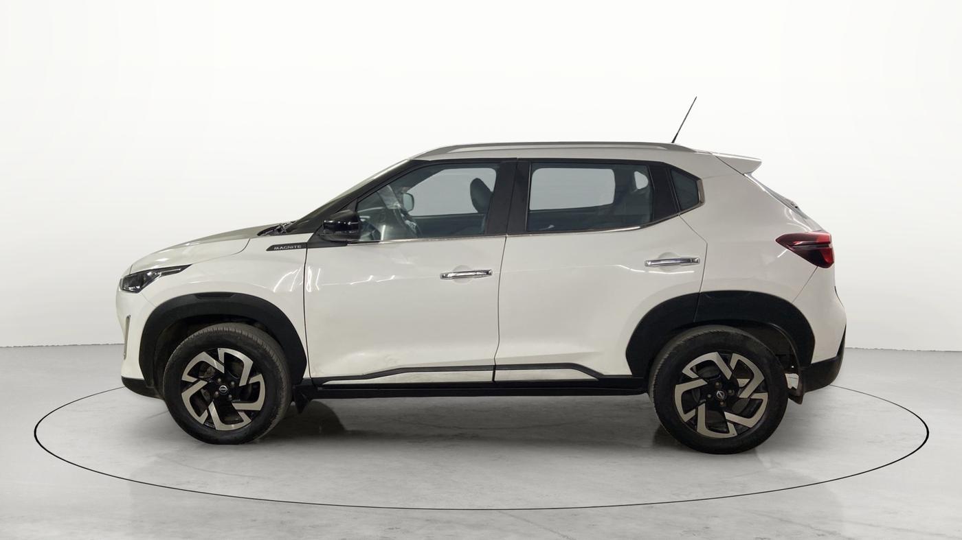 2021 Nissan MAGNITE XV MT, CNG, Manual, 61,923 km, Left Side