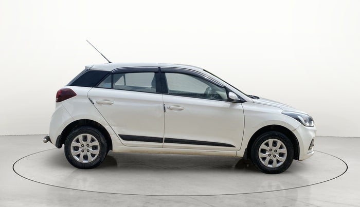 2018 Hyundai Elite i20 SPORTZ 1.2, Petrol, Manual, 73,398 km, Right Side