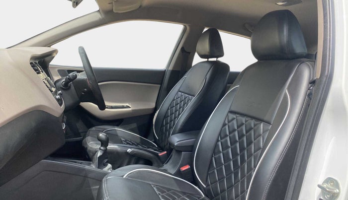 2018 Hyundai Elite i20 SPORTZ 1.2, Petrol, Manual, 73,398 km, Right Side Front Door Cabin