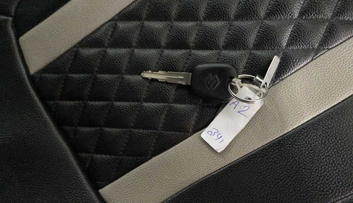 2018 Maruti Alto 800 LXI, Petrol, Manual, 17,672 km, Key Close Up
