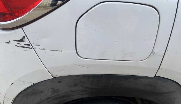 2017 Renault Kwid RXT 1.0, Petrol, Manual, 32,590 km, Right quarter panel - Minor scratches