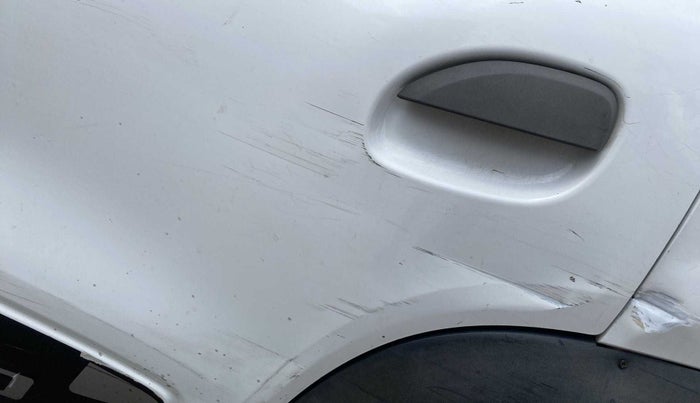 2017 Renault Kwid RXT 1.0, Petrol, Manual, 32,590 km, Rear left door - Slightly dented