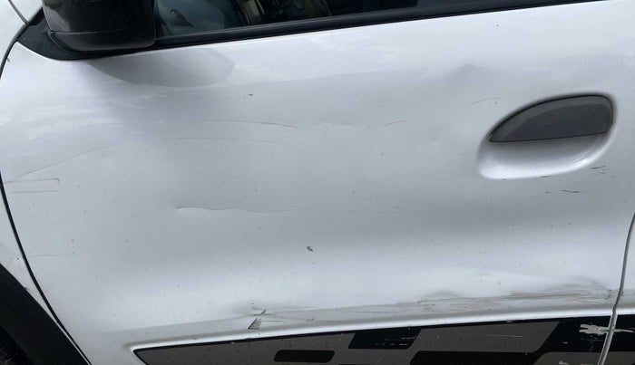 2017 Renault Kwid RXT 1.0, Petrol, Manual, 32,590 km, Front passenger door - Minor scratches