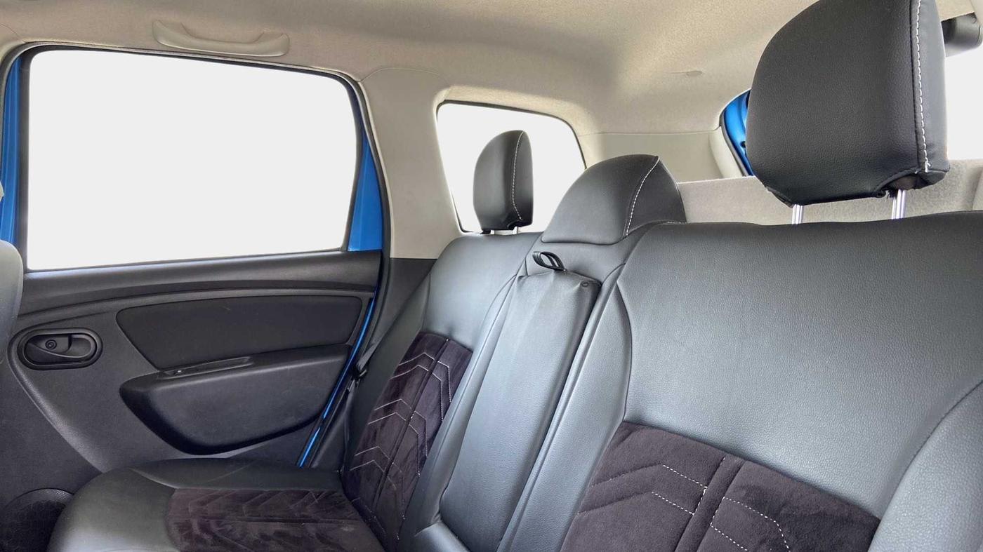 2019 Renault Duster RXS OPT CVT, Petrol, Automatic, 74,179 km, Right Side Rear Door Cabin
