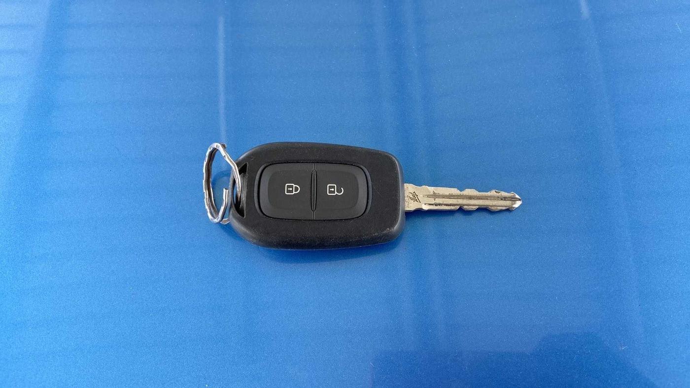 2019 Renault Duster RXS OPT CVT, Petrol, Automatic, 74,179 km, Key Close Up