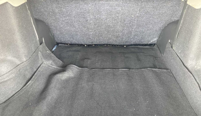 2019 Renault Duster RXS OPT CVT, Petrol, Automatic, 74,179 km, Boot Inside