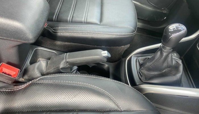 2018 Ford Ecosport TITANIUM + 1.5L PETROL, Petrol, Manual, 6,492 km, Gear Lever