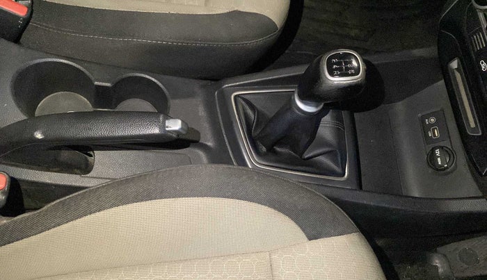 2015 Hyundai Elite i20 ASTA 1.2, Petrol, Manual, 36,836 km, Gear Lever