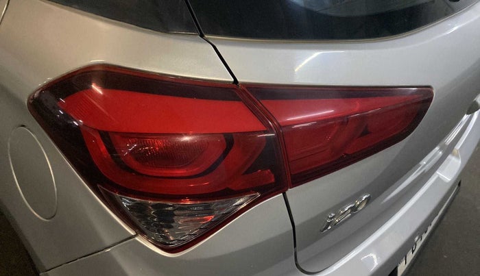 2015 Hyundai Elite i20 ASTA 1.2, Petrol, Manual, 36,836 km, Left tail light - Minor scratches