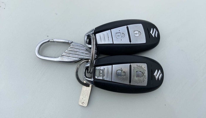 2019 Maruti Vitara Brezza ZDI PLUS AMT, Diesel, Automatic, 74,425 km, Key Close Up