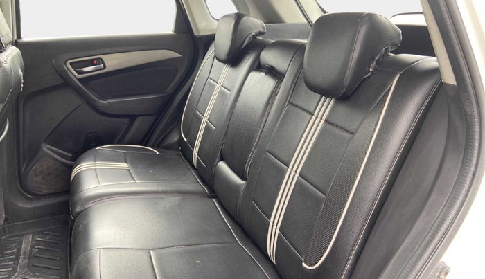 2019 Maruti Vitara Brezza ZDI PLUS AMT, Diesel, Automatic, 74,425 km, Right Side Rear Door Cabin