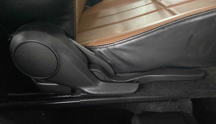 2020 Maruti Baleno ZETA PETROL 1.2, Petrol, Manual, 23,842 km, Driver Side Adjustment Panel