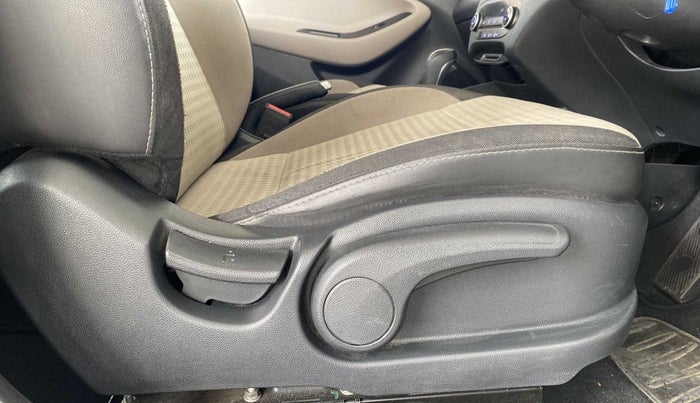 2018 Hyundai Elite i20 ASTA 1.2  CVT, Petrol, Automatic, 43,371 km, Driver Side Adjustment Panel