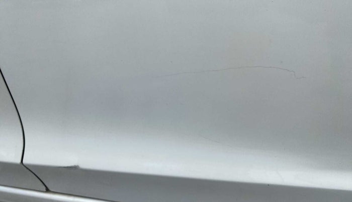2015 Honda City 1.5L I-VTEC VX, Petrol, Manual, 1,14,655 km, Rear left door - Minor scratches
