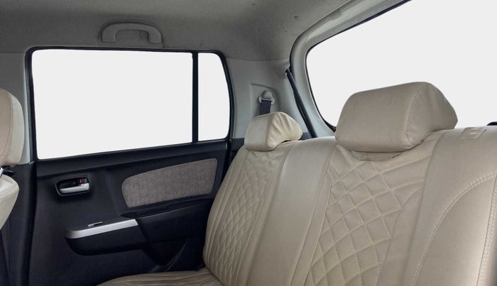 2014 Maruti Wagon R 1.0 VXI, Petrol, Manual, 25,135 km, Right Side Rear Door Cabin