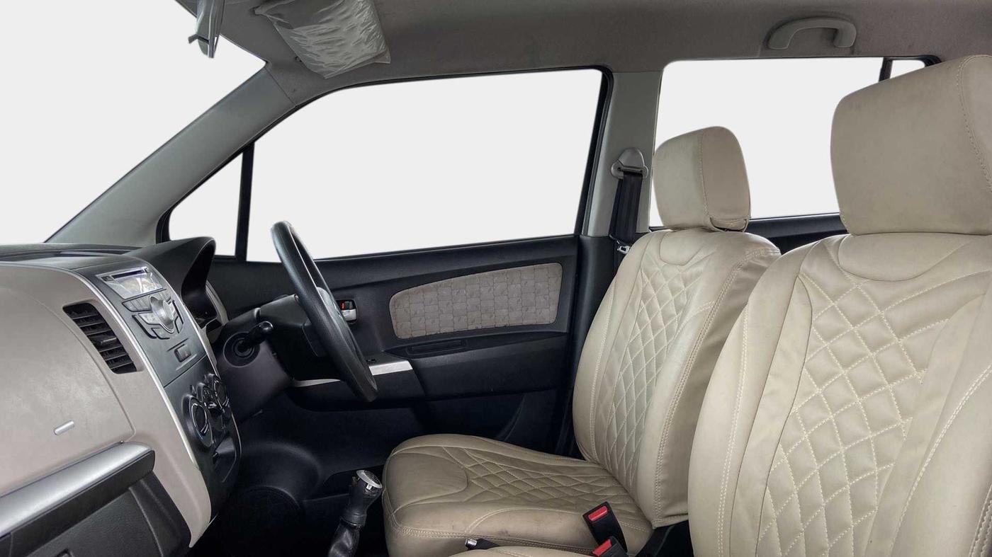 2014 Maruti Wagon R 1.0 VXI, Petrol, Manual, 25,135 km, Right Side Front Door Cabin