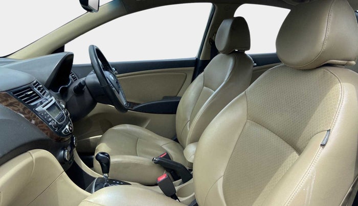 2014 Hyundai Verna FLUIDIC 1.6 CRDI SX OPT AT, Diesel, Automatic, 65,355 km, Right Side Front Door Cabin