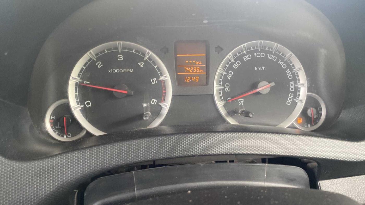 2013 Maruti Swift VDI, Diesel, Manual, 74,264 km, Odometer Image
