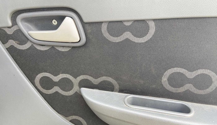 2015 Maruti Alto 800 VXI, Petrol, Manual, 51,024 km, Driver Side Door Panels Control