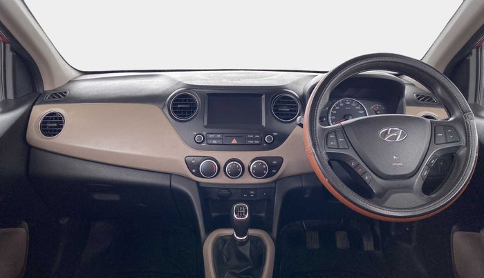 2017 Hyundai Grand i10 SPORTZ (O) 1.2 KAPPA VTVT, Petrol, Manual, 33,482 km, Dashboard