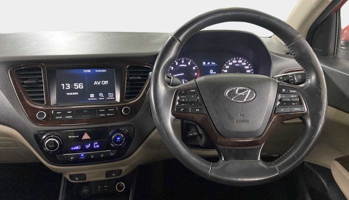 2018 Hyundai Verna 1.6 VTVT SX (O) AT, Petrol, Automatic, 45,767 km, Steering Wheel Close Up