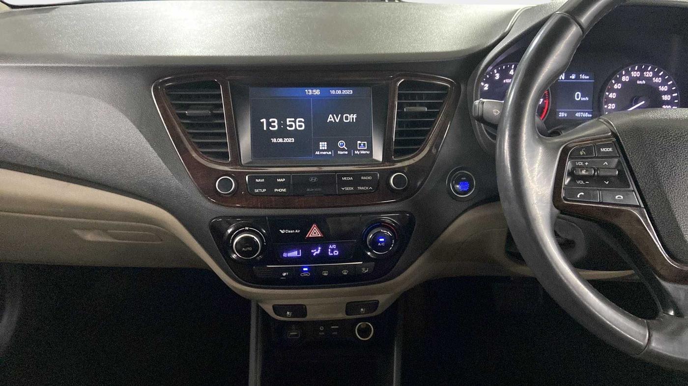 2018 Hyundai Verna 1.6 VTVT SX (O) AT, Petrol, Automatic, 45,767 km, Infotainment System