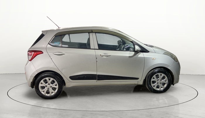 2016 Hyundai Grand i10 MAGNA AT 1.2 KAPPA VTVT, Petrol, Automatic, 62,461 km, Right Side View