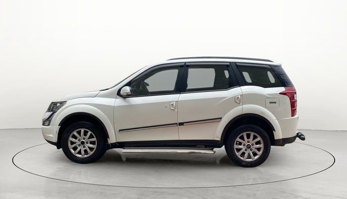 2016 Mahindra XUV500 W10, Diesel, Manual, 73,555 km, Left Side