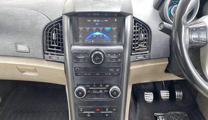 2016 Mahindra XUV500 W10, Diesel, Manual, 73,555 km, Infotainment System