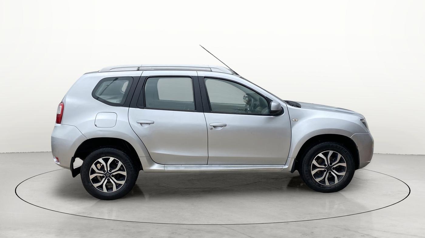 2014 Nissan Terrano XV D THP PREMIUM 110 PS, Diesel, Manual, 82,920 km, Right Side View