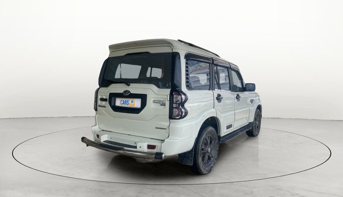 2017 Mahindra Scorpio S10 2WD INTELLI-HYBRID, Diesel, Manual, 69,674 km, Right Back Diagonal