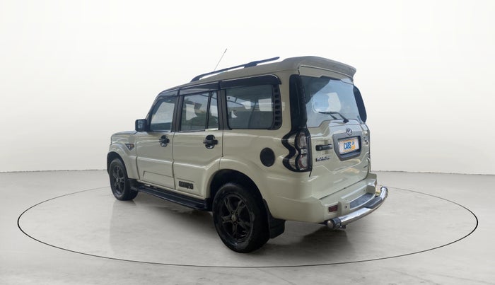 2017 Mahindra Scorpio S10 2WD INTELLI-HYBRID, Diesel, Manual, 69,674 km, Left Back Diagonal