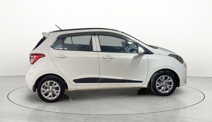 2019 Hyundai Grand i10 SPORTZ 1.2 KAPPA VTVT, Petrol, Manual, 28,538 km, Right Side View