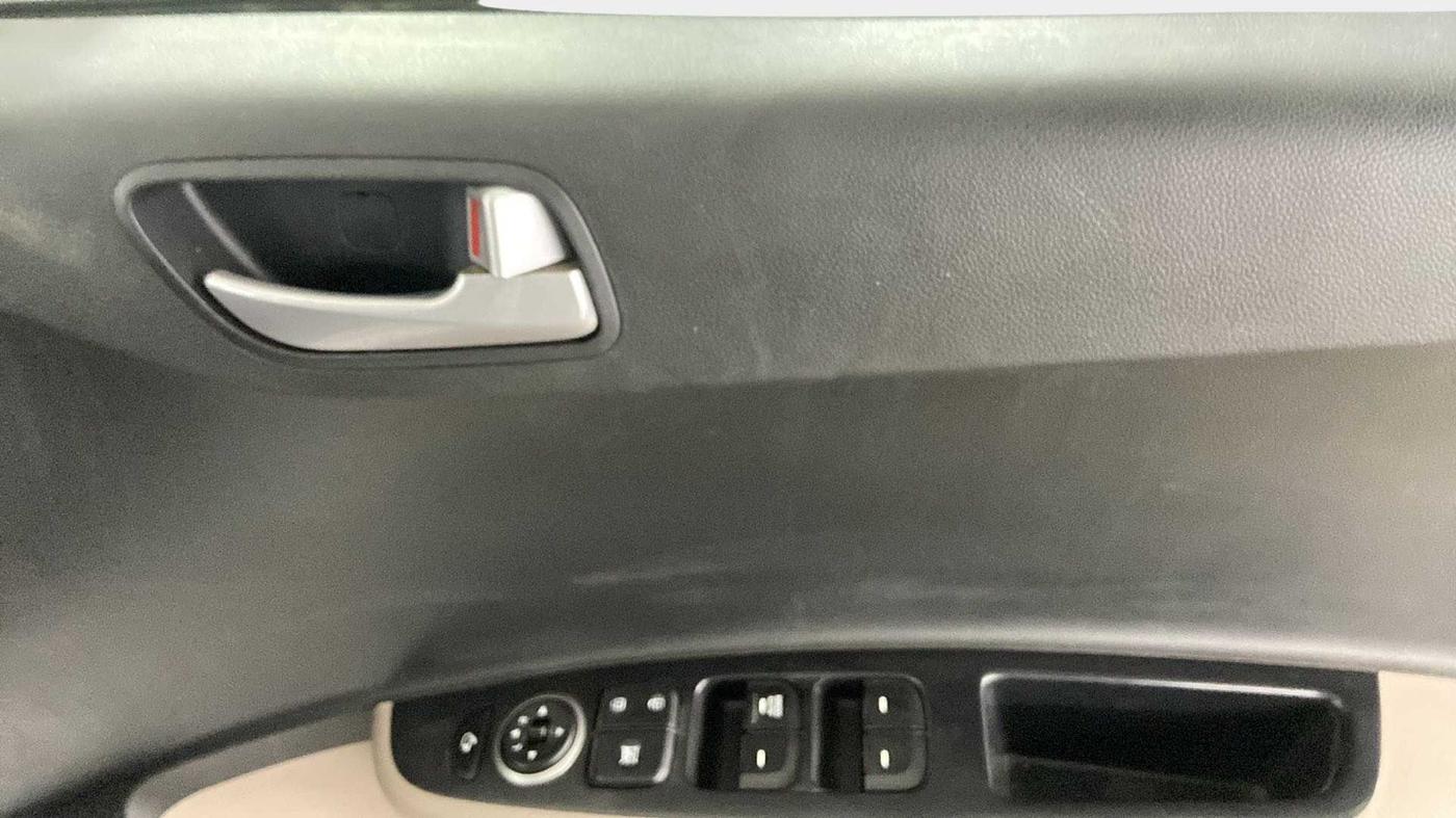 2019 Hyundai Grand i10 SPORTZ 1.2 KAPPA VTVT, Petrol, Manual, 28,538 km, Driver Side Door Panels Control