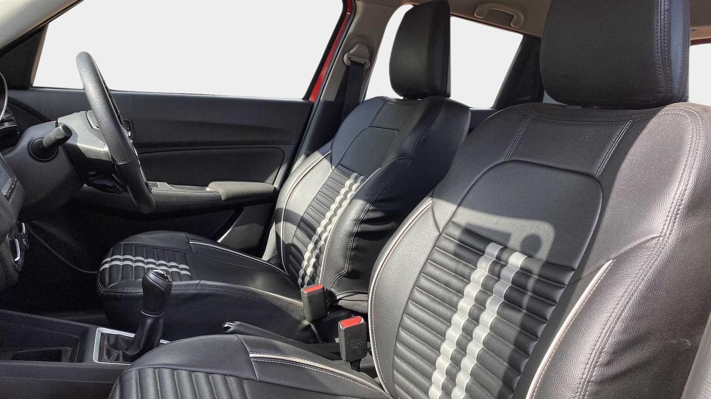 2020 Maruti Swift VXI, Petrol, Manual, 10,118 km, Right Side Front Door Cabin