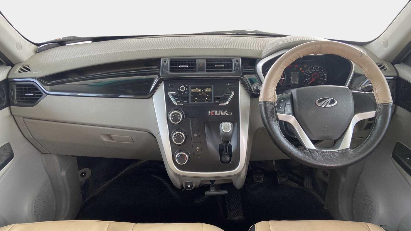 2016 Mahindra Kuv100 K8 6 STR, Petrol, Manual, 61,912 km, Dashboard